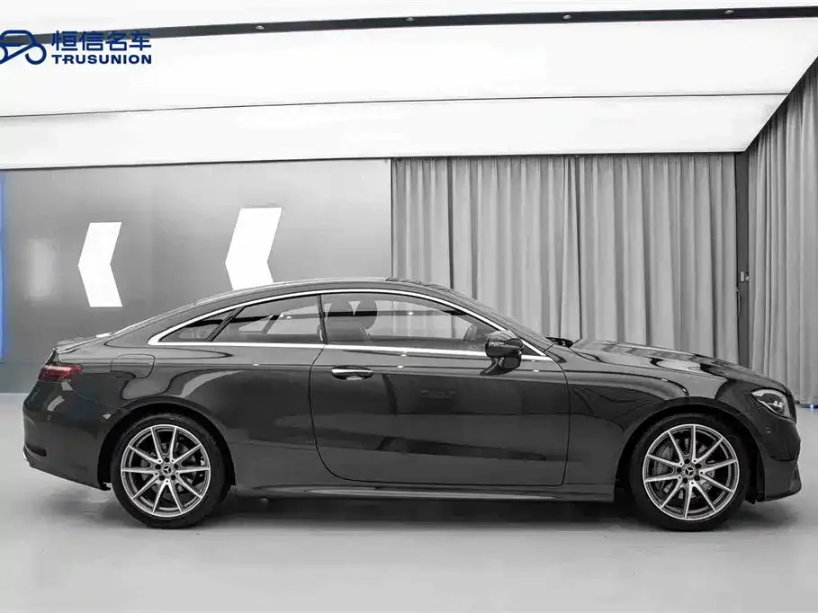 Mercedes-Benz E-Class (Import) — фото 4