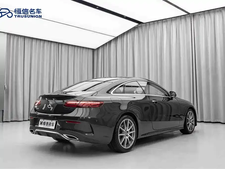 Mercedes-Benz E-Class (Import) — фото 5