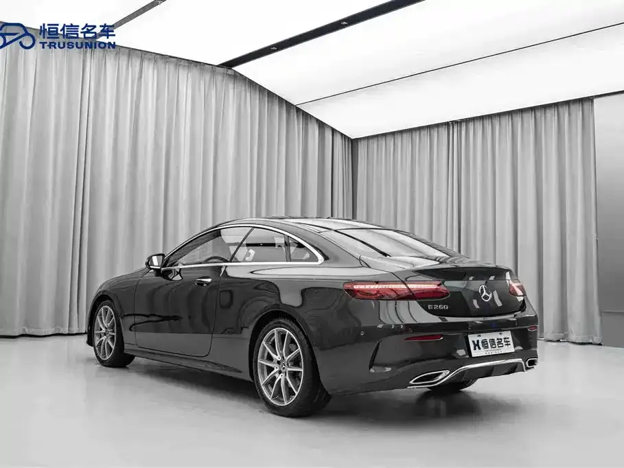 Mercedes-Benz E-Class (Import) — фото 7