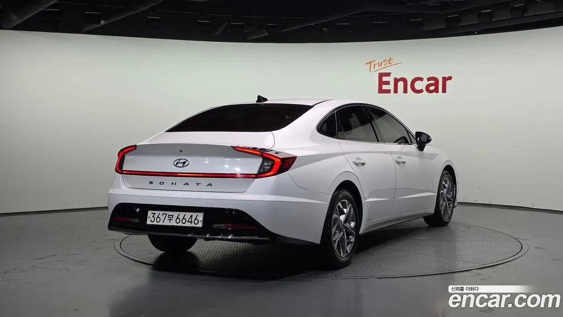 Hyundai Sonata — фото 2