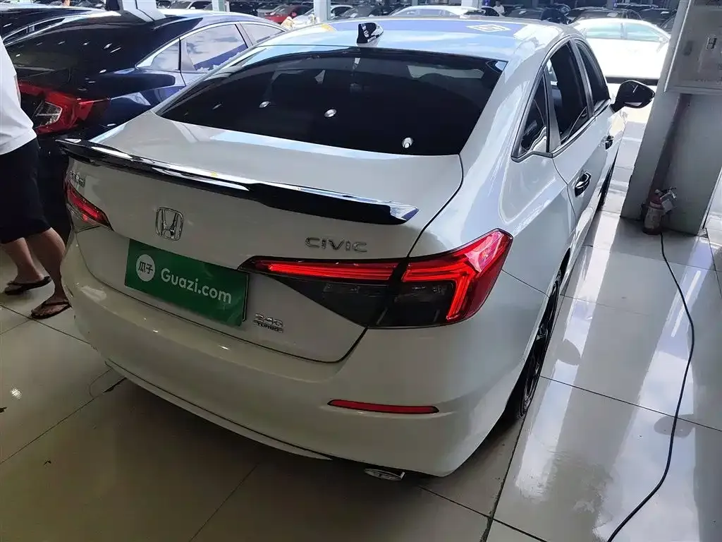 Honda Civic — фото 7