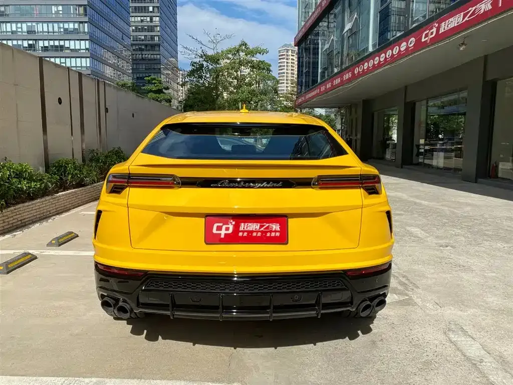 Lamborghini Urus — фото 6