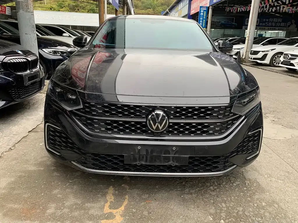Volkswagen Passat — фото 2