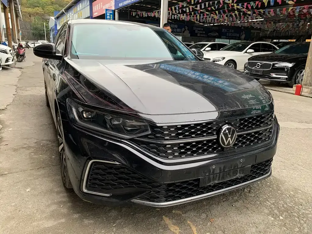 Volkswagen Passat — фото 3