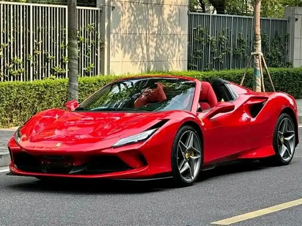 Ferrari F8 — фото 1