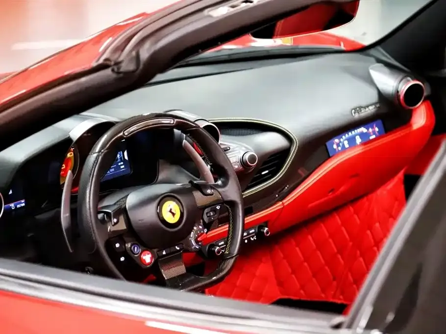Ferrari F8 — фото 5