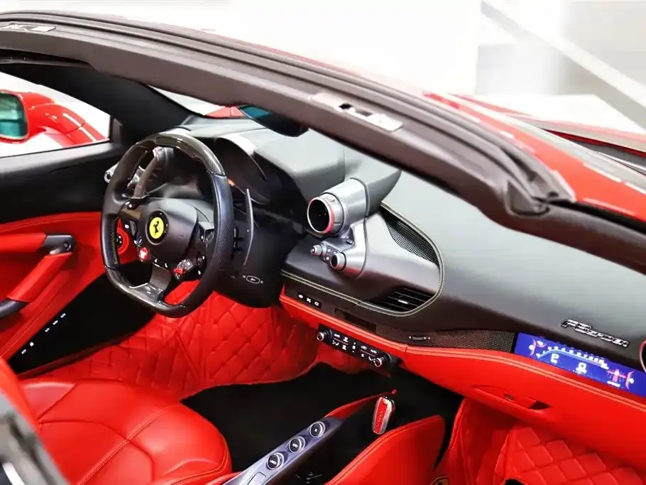 Ferrari F8 — фото 7