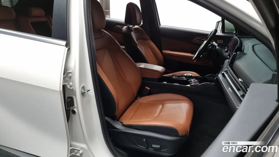 Kia Sportage — фото 10