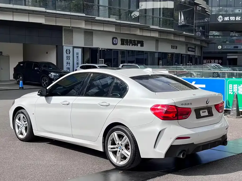 BMW 1 Series — фото 9