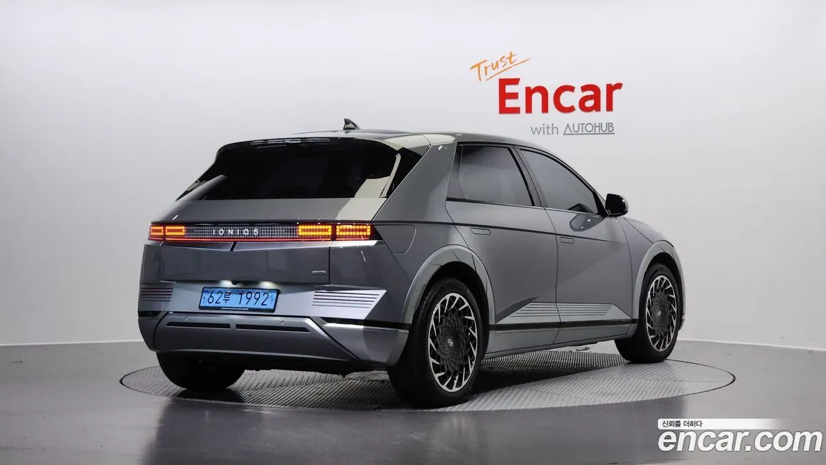 Hyundai Ioniq5 — фото 2