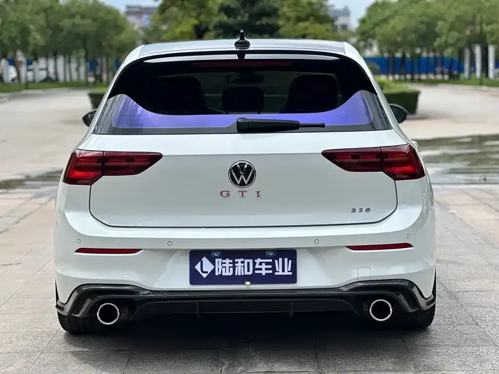 Volkswagen Golf GTI — фото 5