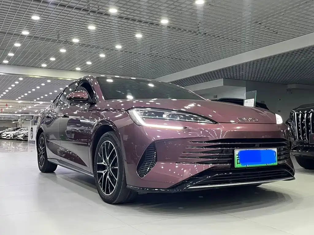 BYD Seal — фото 3