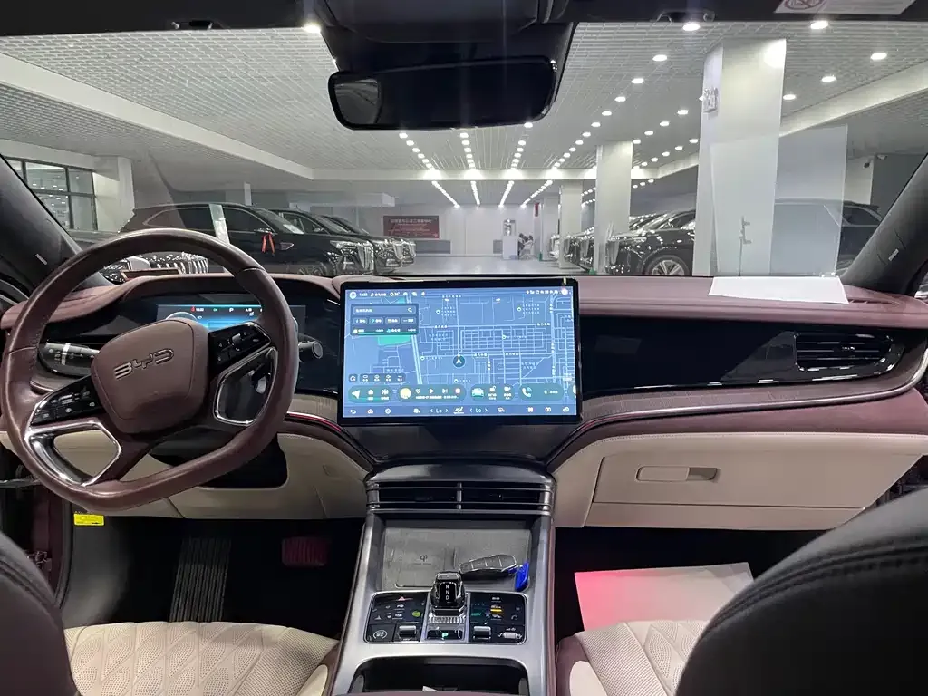 BYD Seal — фото 9