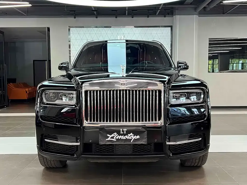 Rolls-Royce Cullinan — фото 2