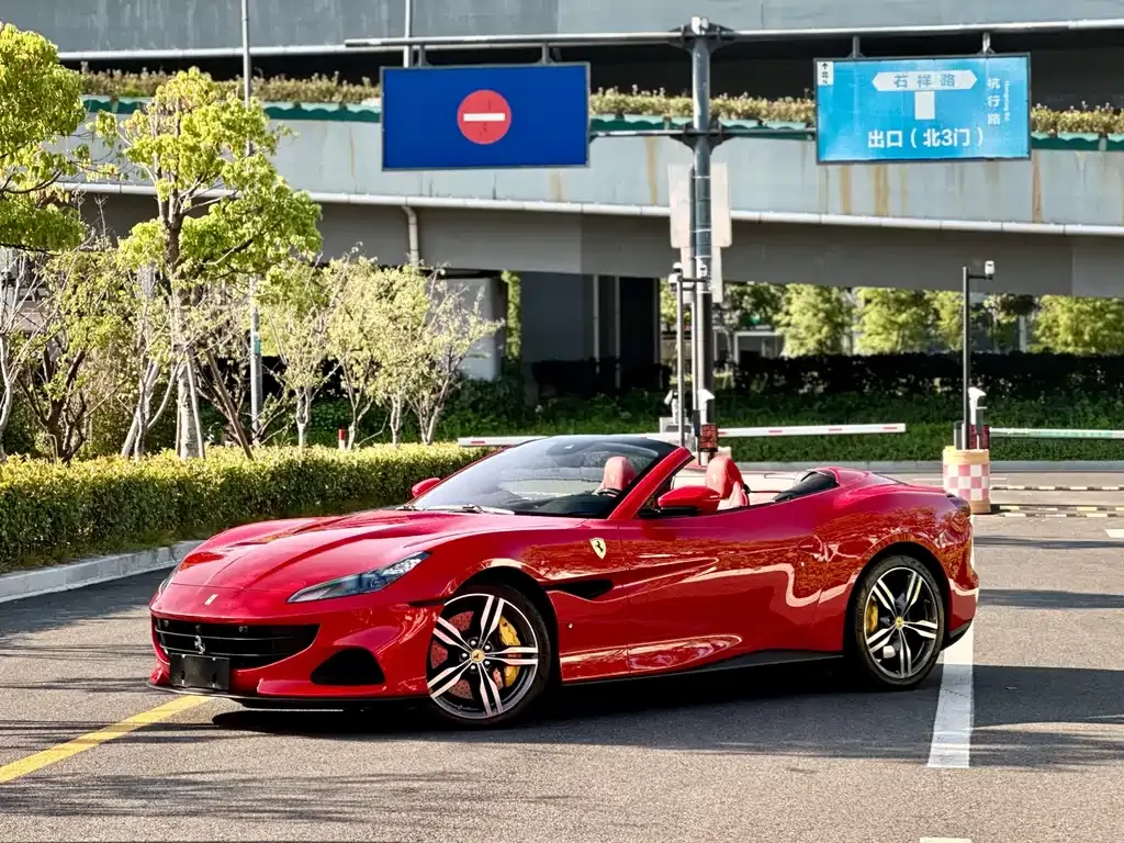 Ferrari Portofino — фото 1