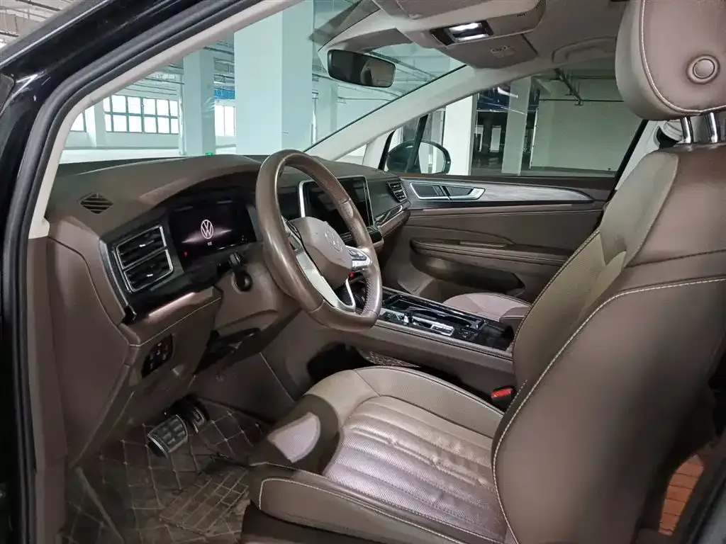 Volkswagen Viloran — фото 7