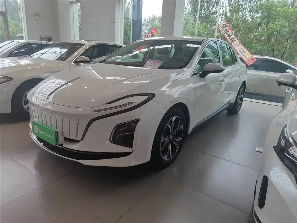 Hongqi E-QM5 — фото 1
