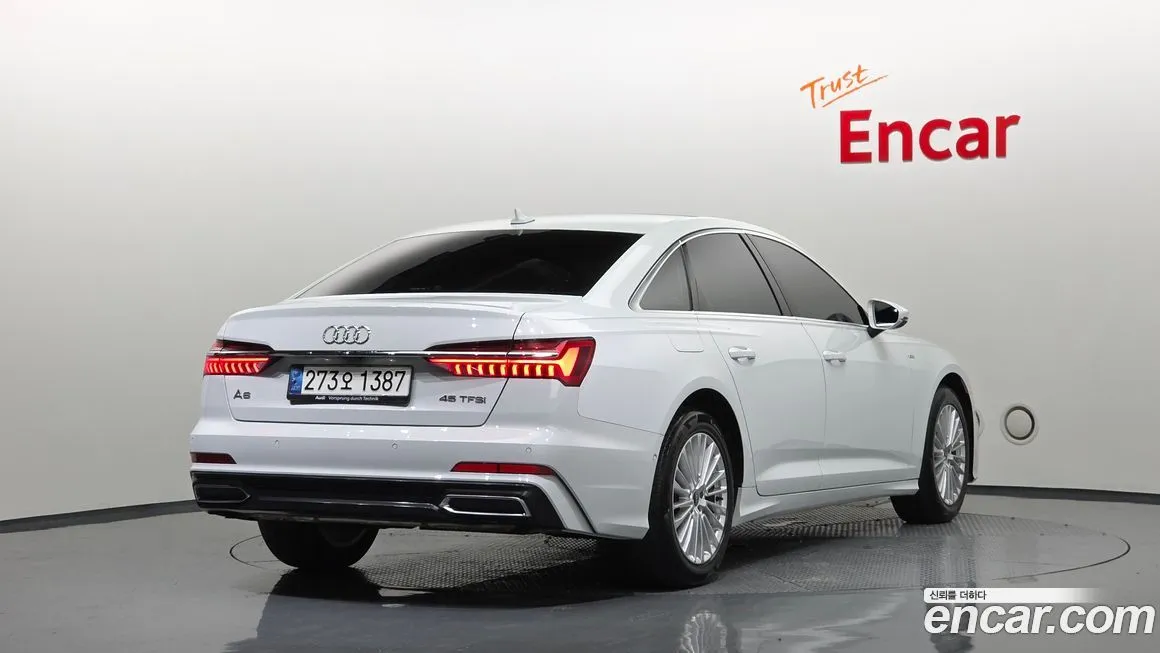 Audi A6 — фото 2