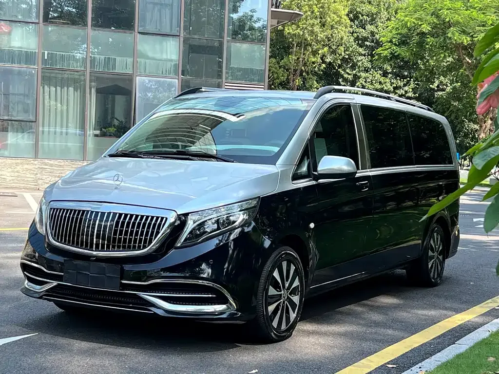 Mercedes-Benz Vito — фото 1
