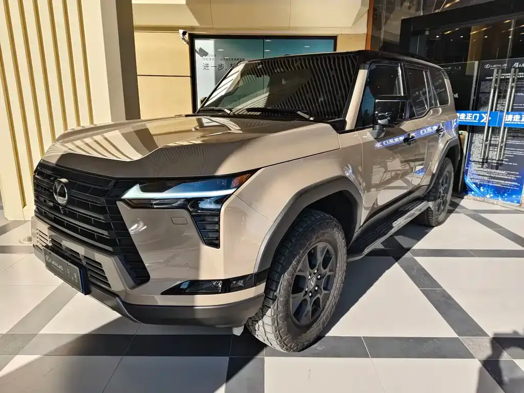 Lexus GX — фото 1