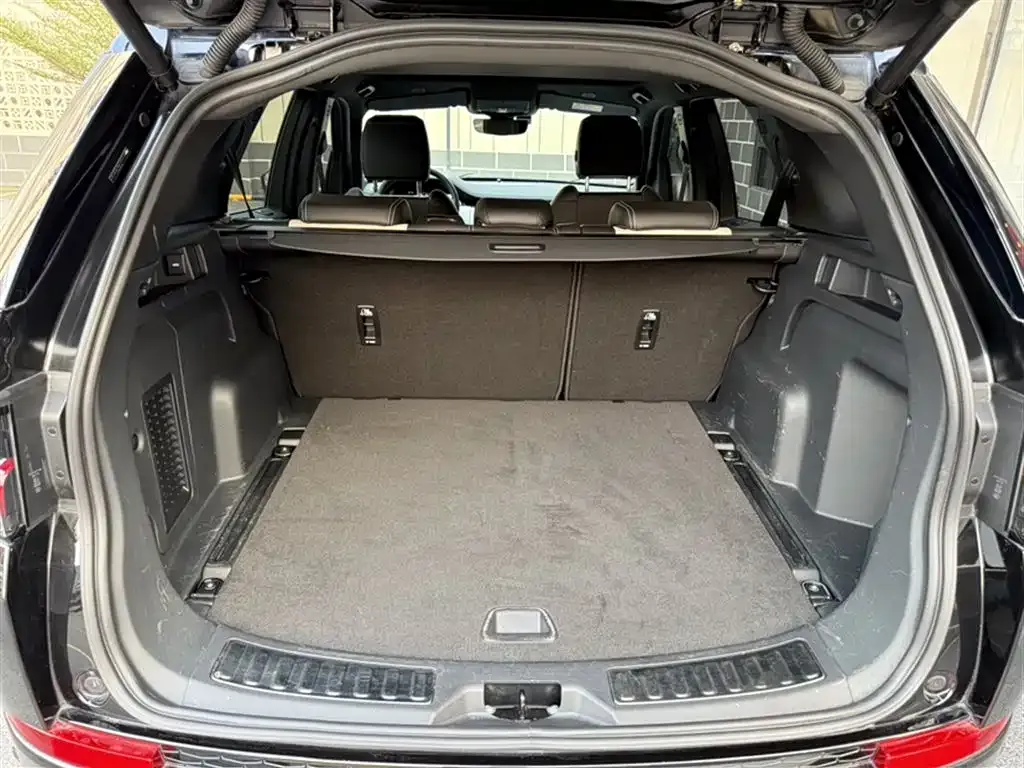 Land Rover Discovery Sport — фото 10