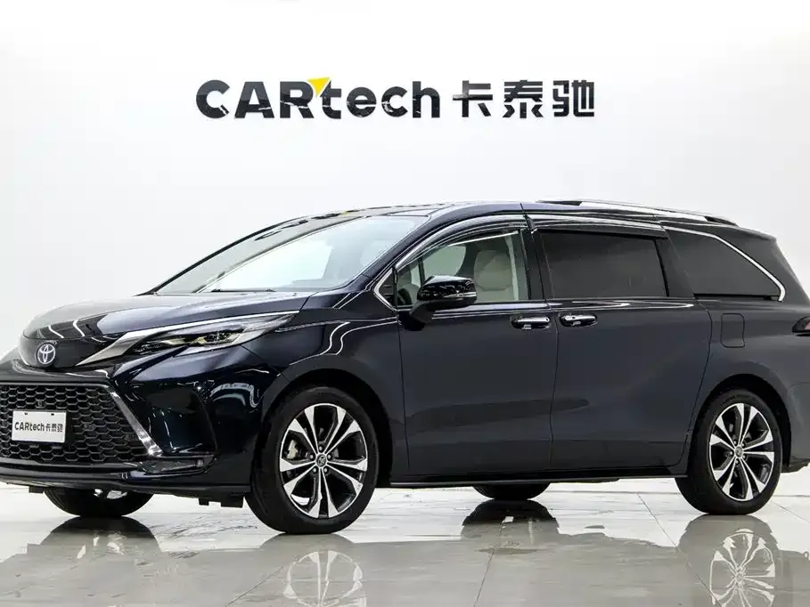 Toyota Granvia — фото 1