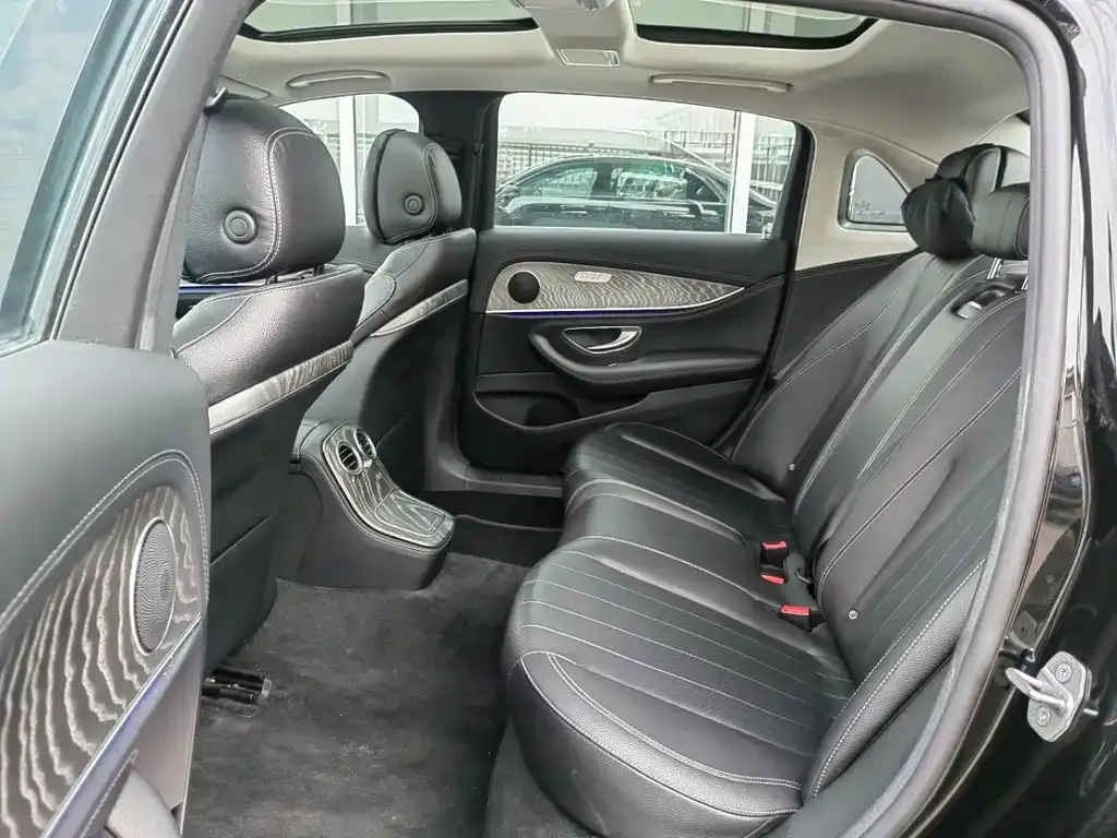 Mercedes-Benz E-Class New Energy — фото 6