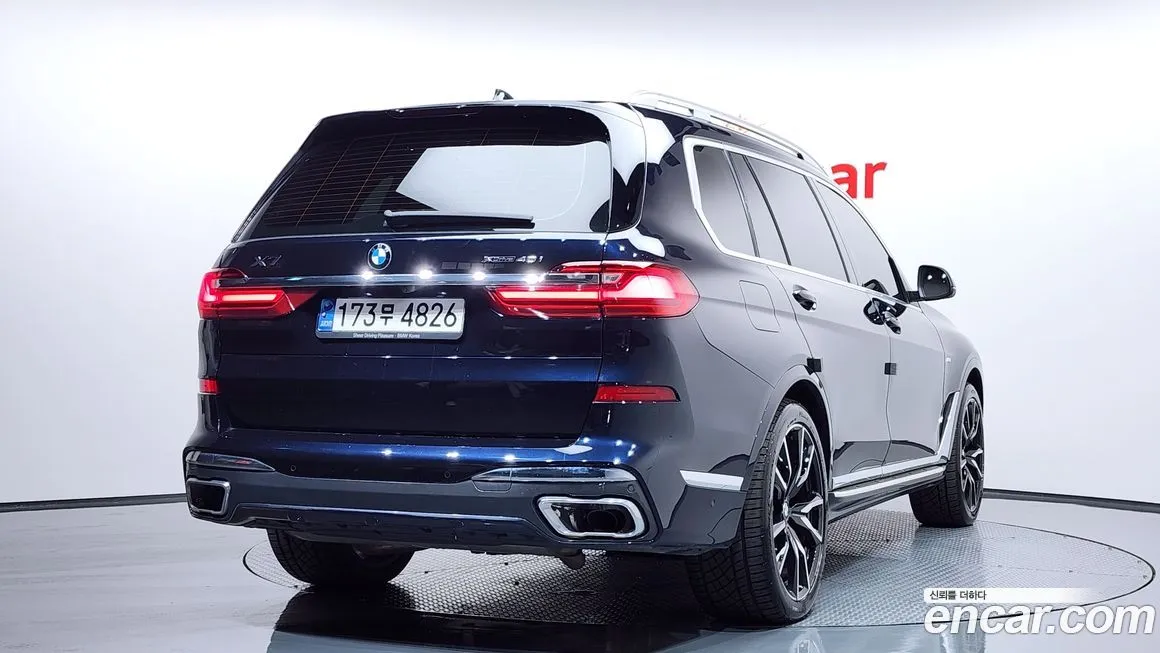 BMW X7 — фото 2