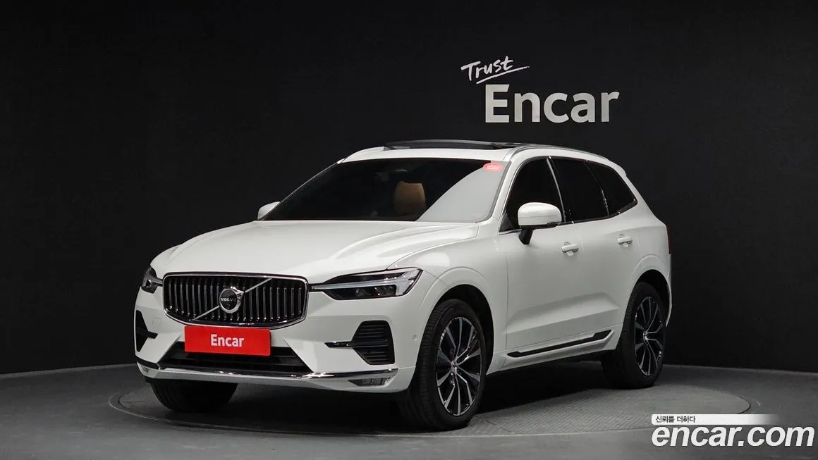 Volvo XC60 — фото 1