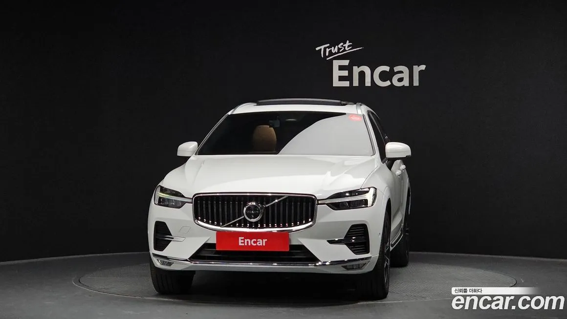 Volvo XC60 — фото 3