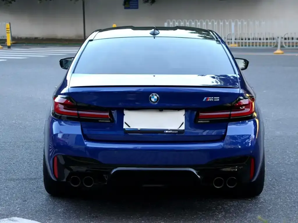 BMW M5 — фото 9