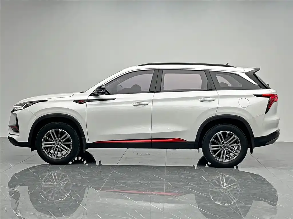 Changan CS75PLUS — фото 3