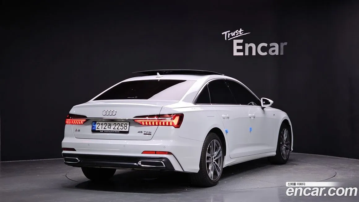 Audi A6 — фото 2