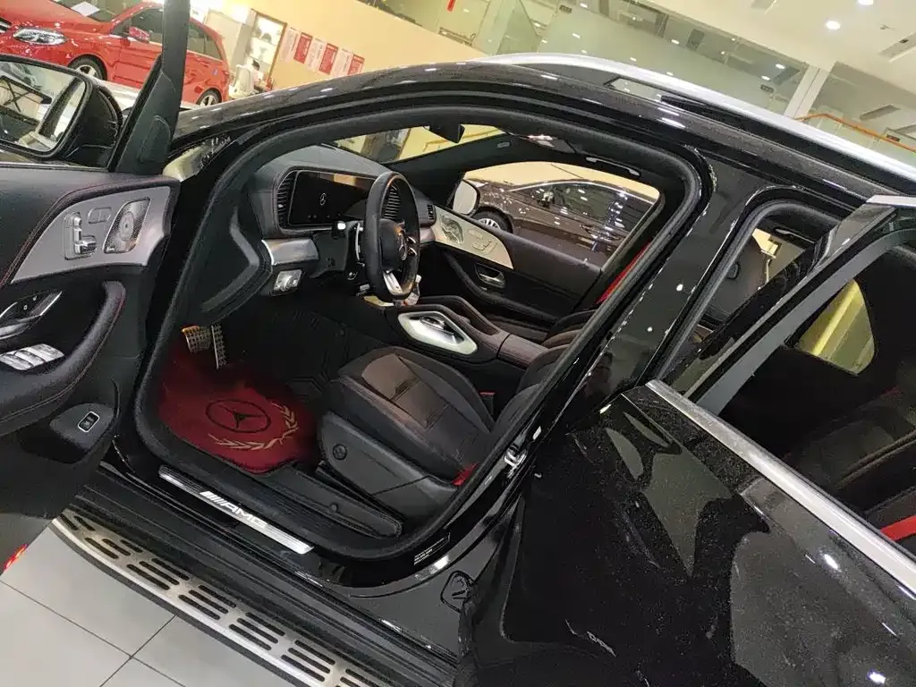 Mercedes-Benz GLE AMG — фото 5