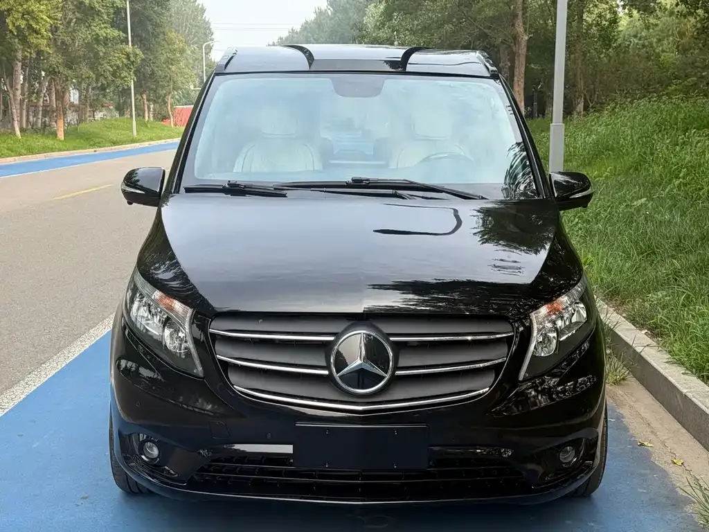 Mercedes-Benz Vito — фото 1