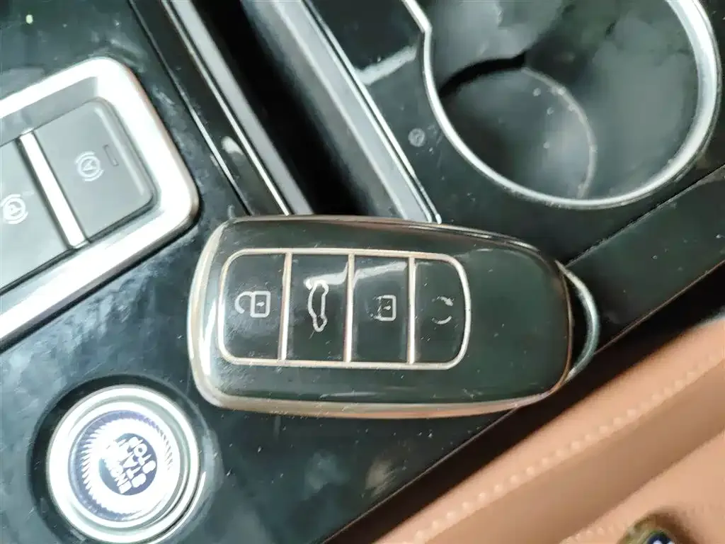 Chery Tiggo 8 PLUS — фото 9