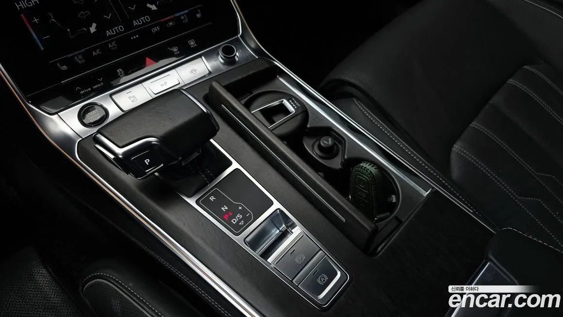 Audi A7 — фото 9