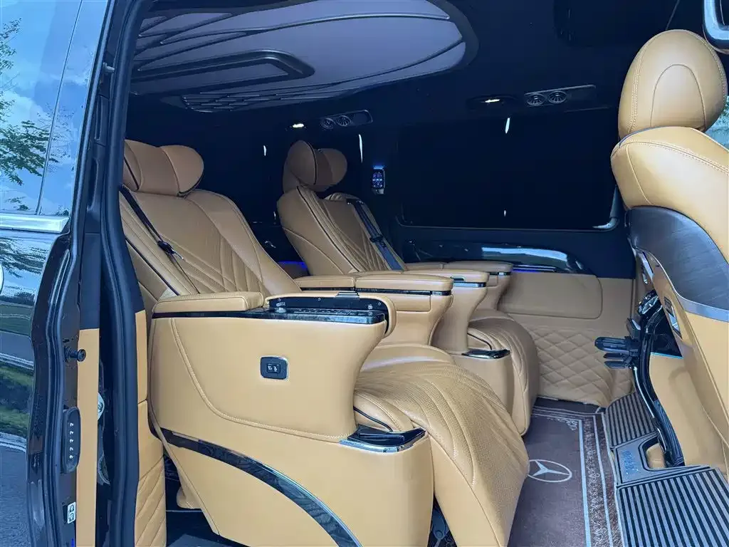 Mercedes-Benz Vito — фото 10