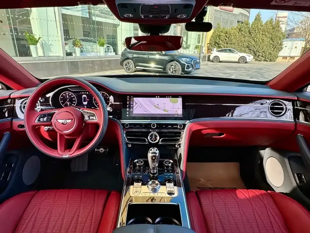 Bentley Flying Spur — фото 5