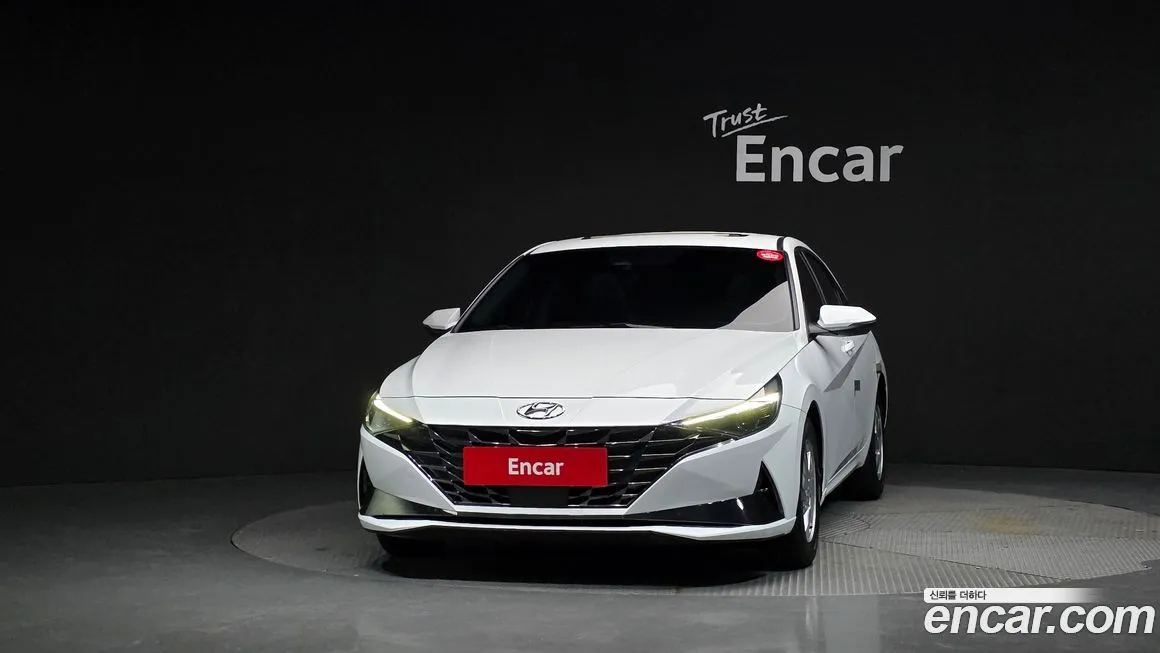 Hyundai AVANTE — фото 3