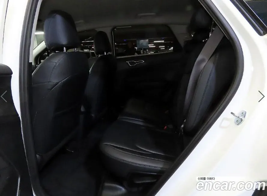 Kia Sportage — фото 7