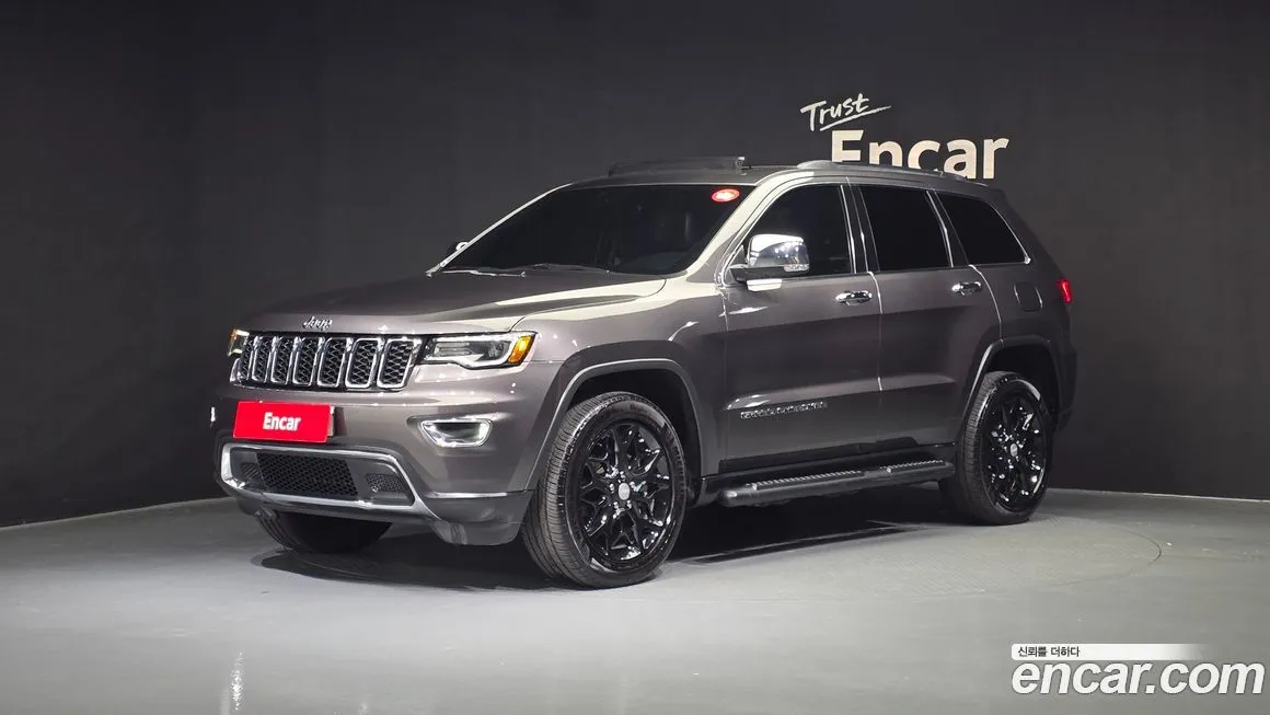 Jeep Cherokee — фото 1