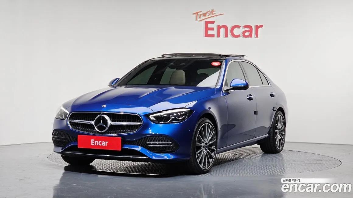 Mercedes-Benz C-Class — фото 1