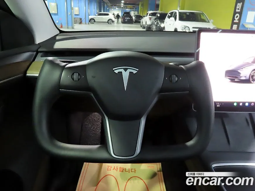 Tesla Model Y — фото 9
