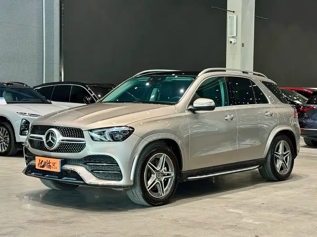 Mercedes-Benz GLE — фото 1