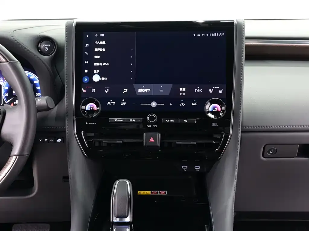 Toyota Vellfire — фото 10