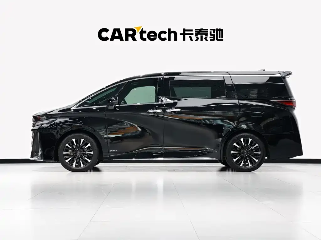 Toyota Vellfire — фото 6