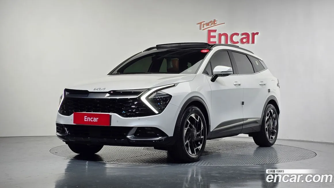 Kia Sportage — фото 1