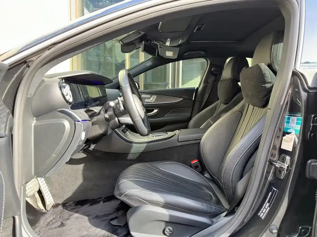 Mercedes-Benz CLS — фото 6