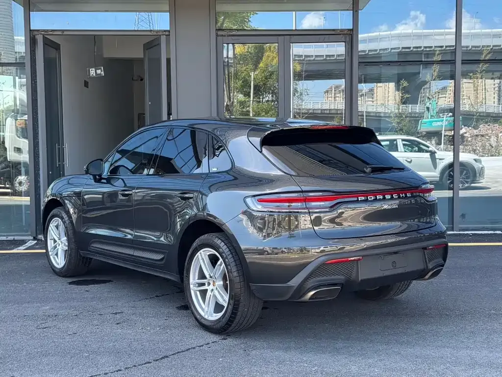 Porsche Macan — фото 5